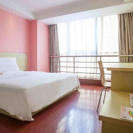 7Days Inn Huizhou Xiaojinkou Pokoj fotografie
