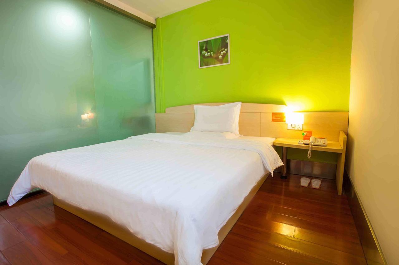 7Days Inn Huizhou Xiaojinkou Pokoj fotografie
